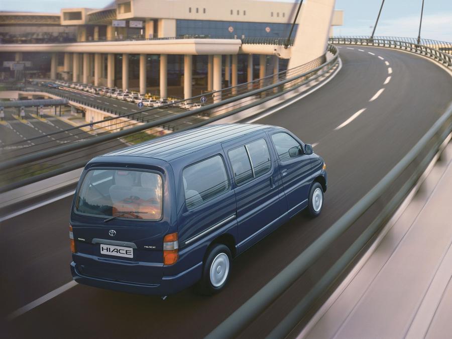  Toyota Hiace 1995 года  (фото 3 из 8)
